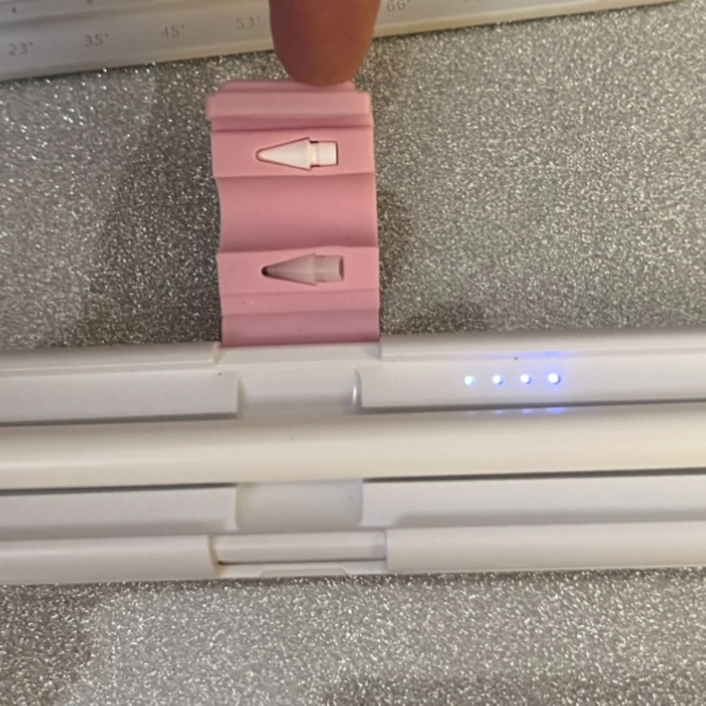 Apple Pencil 2nd Generation MU8F2AM/A - Model: A2051 with charging case